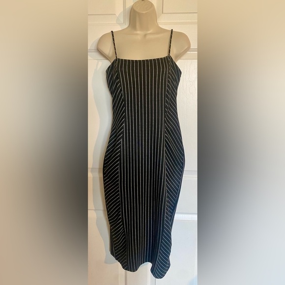 Dresses & Skirts - Charlotte Russe Black White Stripe MIDI Tank Dress Large